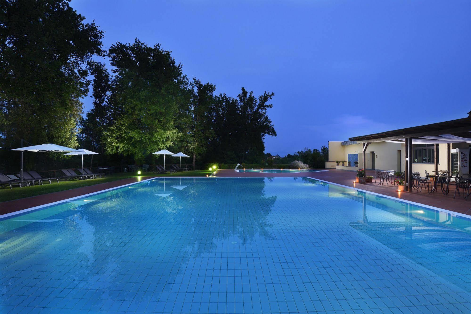 Unahotels Poggio Dei Medici Toscana Scarperia Kültér fotó